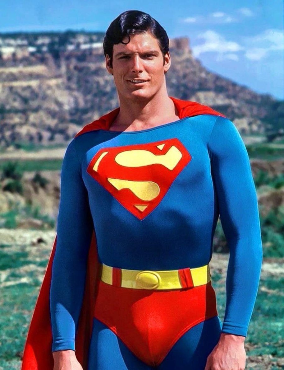 CQuill97's tweet image. I dont care if the new Superman suit has trunks or not, I just need it to have vivid colors. Please dont make it muted, the Superman suit needs to jump off the screen