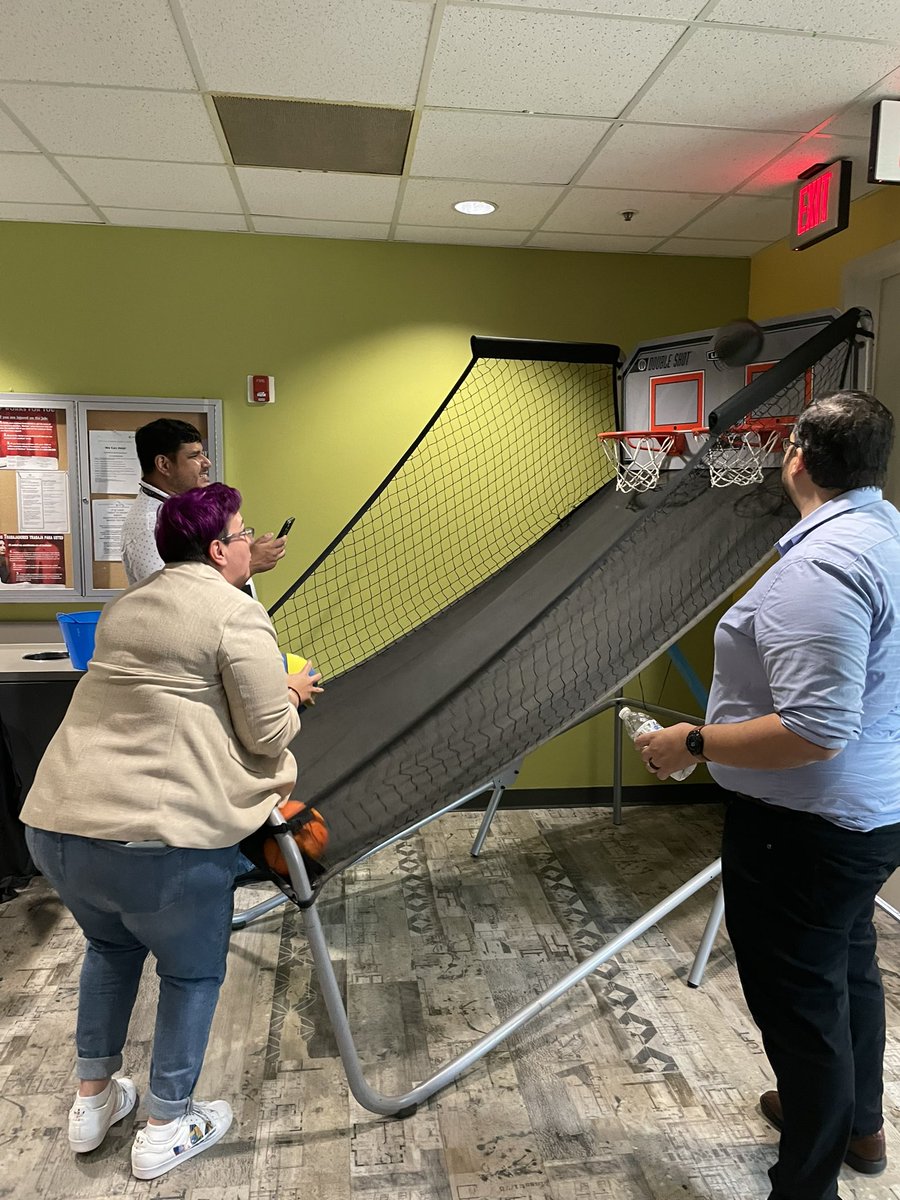 Kelly Flagg tweet media