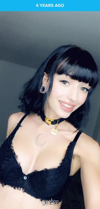 4 years ago 🥺🥺🥺 https://t.co/Nhq4Lxkhda