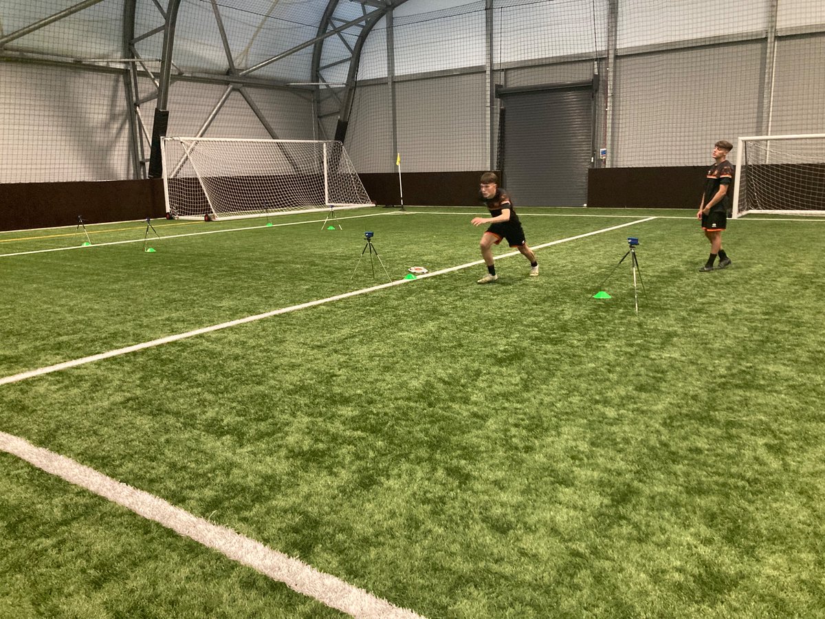 DUFCAcademy's tweet image. ⏱️ Physical Performance 

DUFCAcademy Sports Science Department putting our players through their paces this week 💪📈🕸️

#DUFCAcademy | #DUFC | #AthleticDevelopment