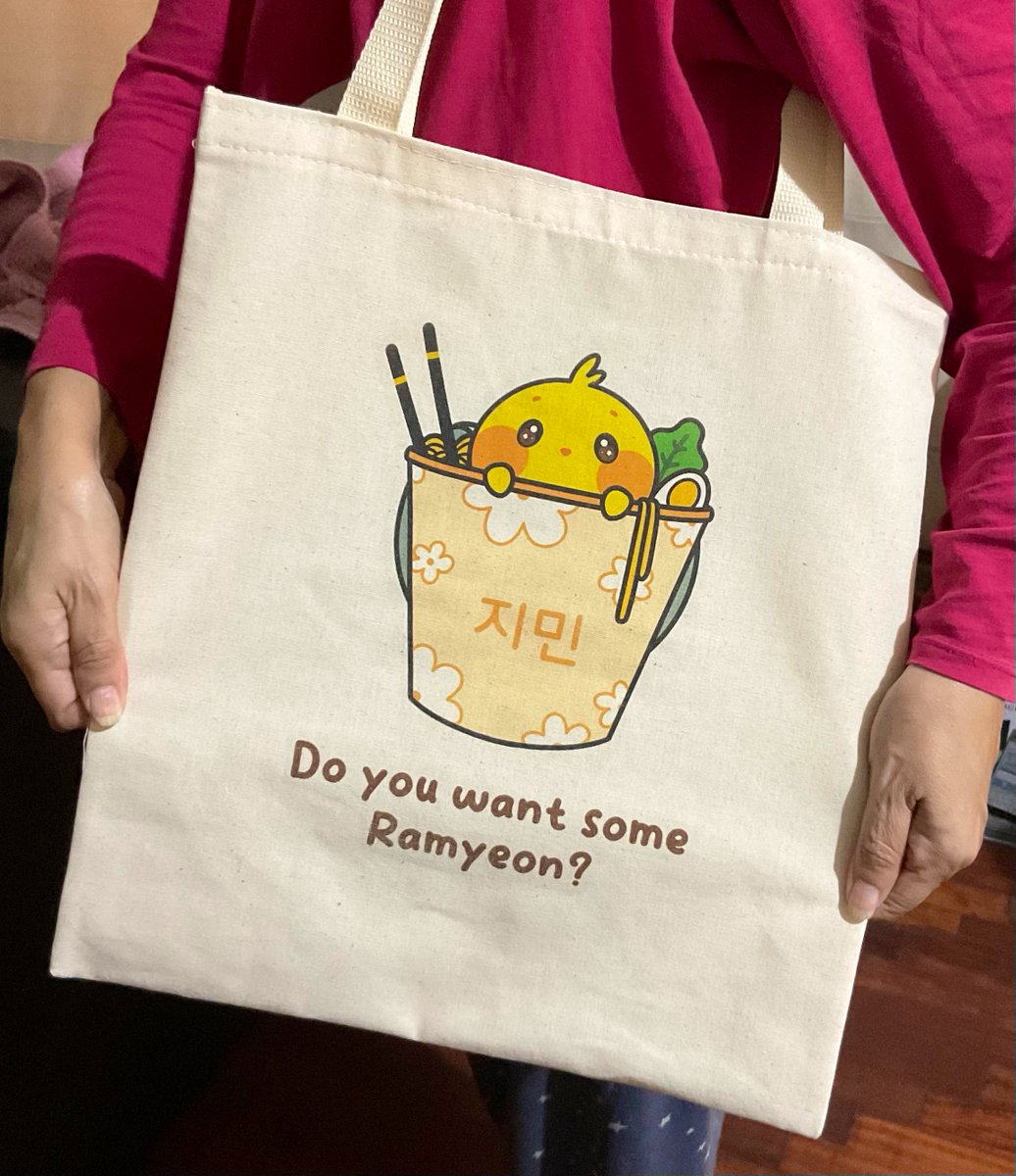 MinaIsLate's tweet photo. Jikook Ramyeon double sided totebagggg is here 🥰 https://t.co/vp8lCCdUzI