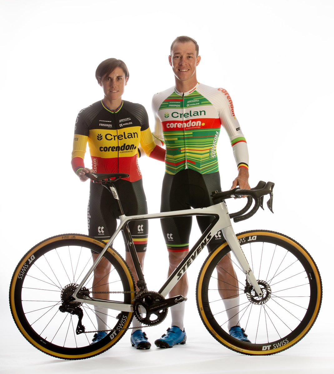ThomasSneyers's tweet photo. 🤩 Yesterday, we presented our Cyclo-Cross Team #CrelanCorendon. Next to a new co-sponsor (@corendon), a new jersey and strong reinforcements, there was some great personal news: I have the honour to be the team manager from this season on! 💚❤️

1/2 https://t.co/7qDQRaTsVx