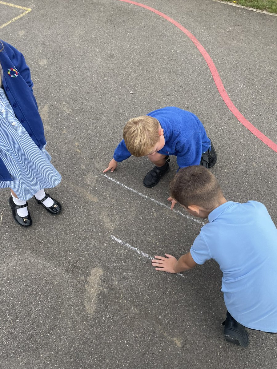 WfaYear2's tweet photo. Using the outdoor space to practice our learning on estimating 📏 #wfamathematicians https://t.co/yX0rFFRC4d