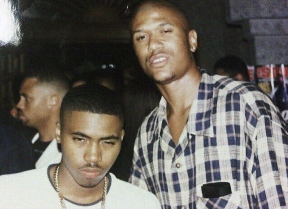 timelesssports_'s tweet photo. Nas and Jalen Rose, 1994. https://t.co/5410J2vRBq