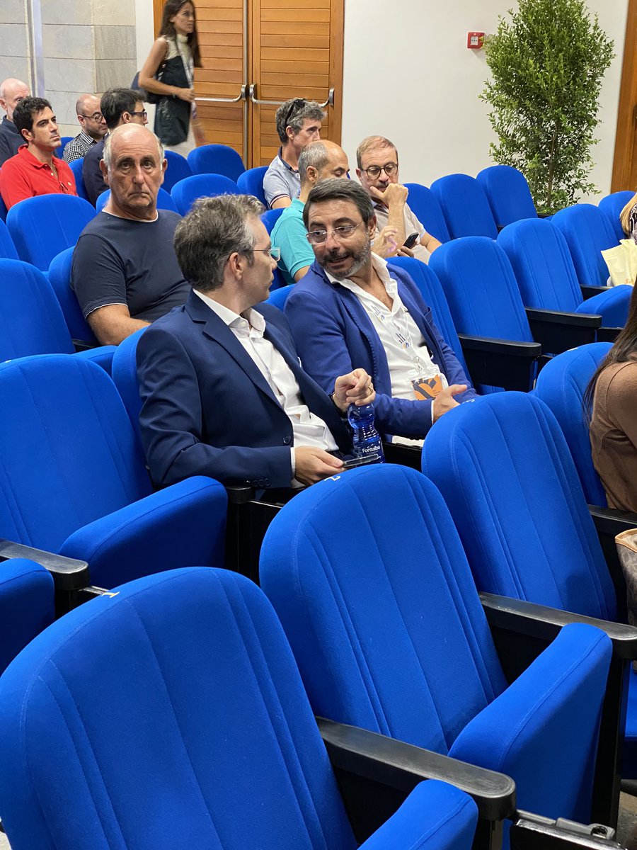 smartme_IO's tweet photo. Si è conclusa la prima giornata del @Sudinnovations_ al Palacultura di Messina. 

È stato entusiasmante vedere l'interesse dei partecipanti. Grazie a tutti coloro che sono passati a trovarci.

Ci vediamo domani!

#SudInnovationSummit #SmartMe #Innovazione https://t.co/Oq191vaUnZ