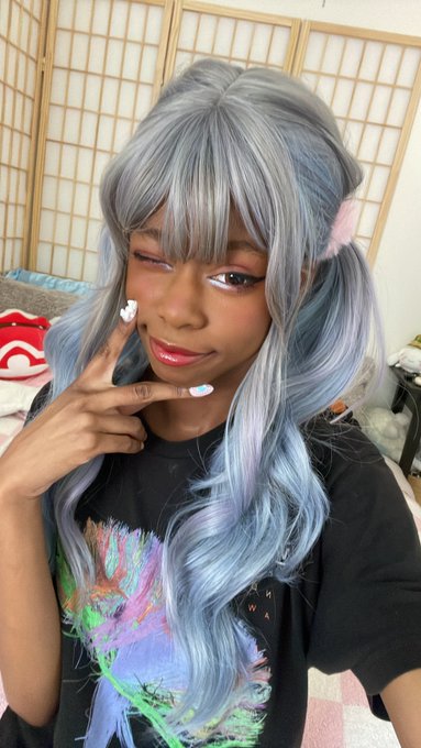 filming very soon! ?? https://t.co/bhIdXrGi2U