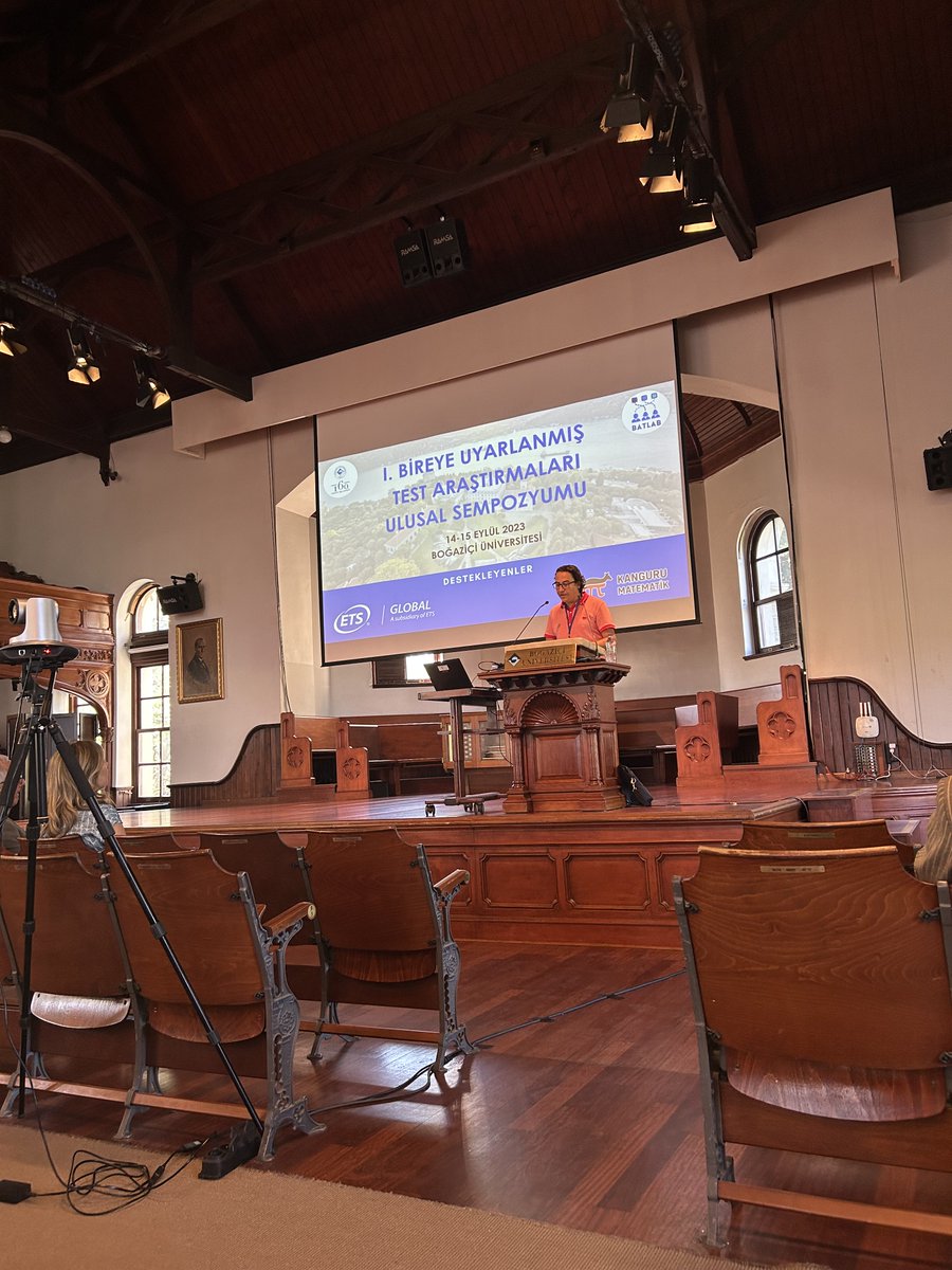 I. Bireye Uyarlanmış Test Araştırmaları Ulusal Sempozyumu’nun ilk gününü geride bıraktık. Çağrılı konuşmacılarımız Prof. Dr. Giray Berberoğlu’na, Prof. Dr. Kadriye Ercikan’a, bildirilerini sunan tüm araştırmacılara ve dinleyicilere kıymetli katkıları için teşekkür ediyoruz.