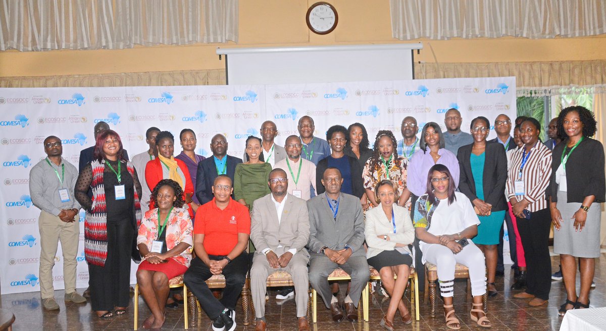 COMESA_HQ's tweet photo. 🤝East African Civil Society Organizations converge for a 3-day training on #conflictprevention. The joint effort by COMESA and AU-ECOSOCC aims to strengthen regional peace and stability. 🌍 #PeaceTraining #COMESA #AfricanUnion https://t.co/5vBCuwcuyU