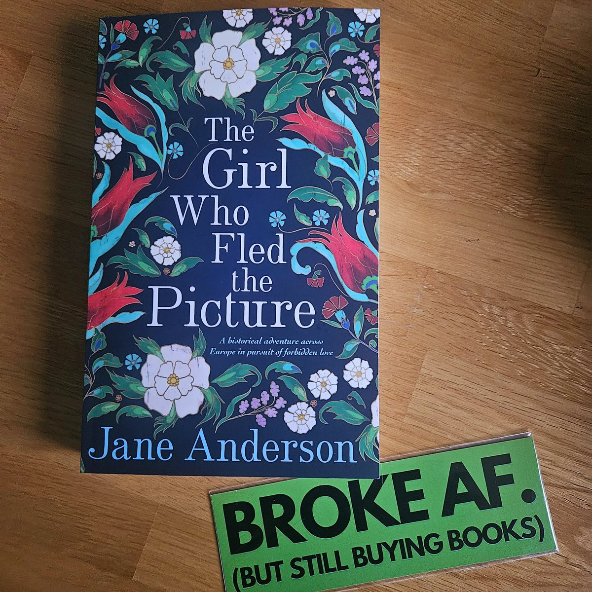 As promised, here's a wee giveaway for the fantastic #TheGirlWhoFledThePicture

To be in with a chance of winning a signed copy + cheeky bookmark, like, RT &amp; follow. Feel free to tag away too.

UK only please. Closes 5pm Sunday 24th