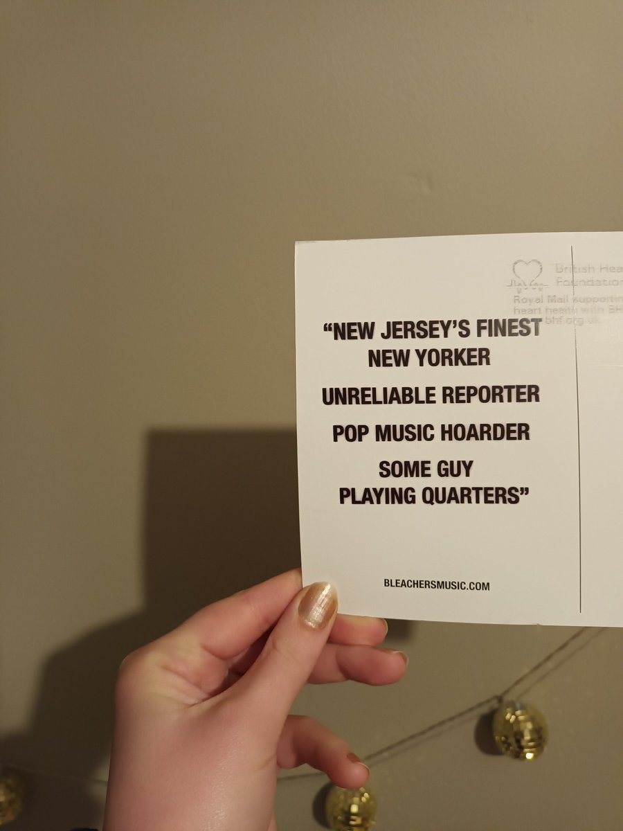 dontlovedrama13's tweet image. I'm just in the door after a long day in work and see that I got a postcard from New Jersey's finest 
This made this Irish gals week 💚
Thank you @bleachersmusic @jackantonoff 
#bleachers #moderngirl