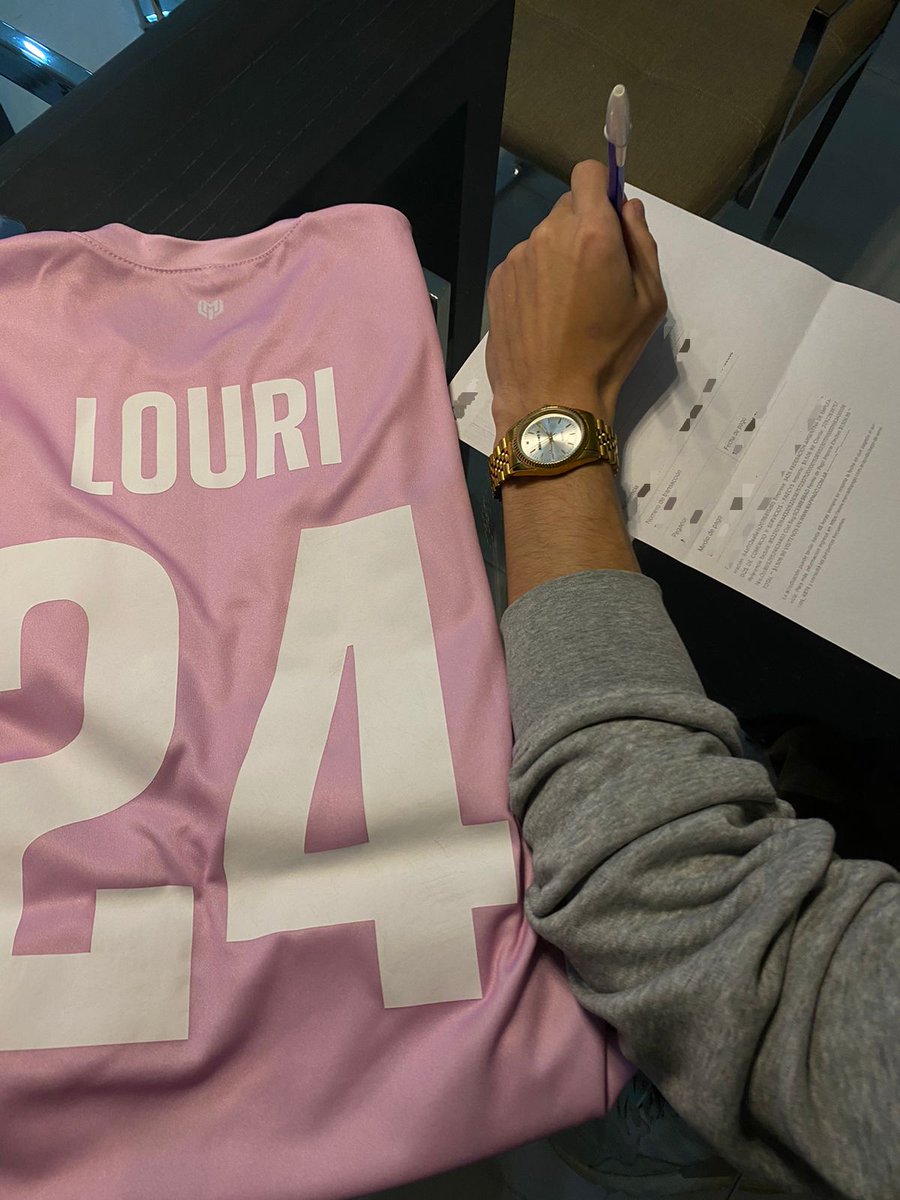 LosMicros_'s tweet photo. ✅RENOVADO✅   

El mediocampista y defensor @lautiotegui renovó su contrato con LMP hasta Diciembre del 2024.  
El jugador se encuentra muy contento con el club luego de haber sido titular toda la temporada.

#GoLMP https://t.co/HHTKY8cU9T