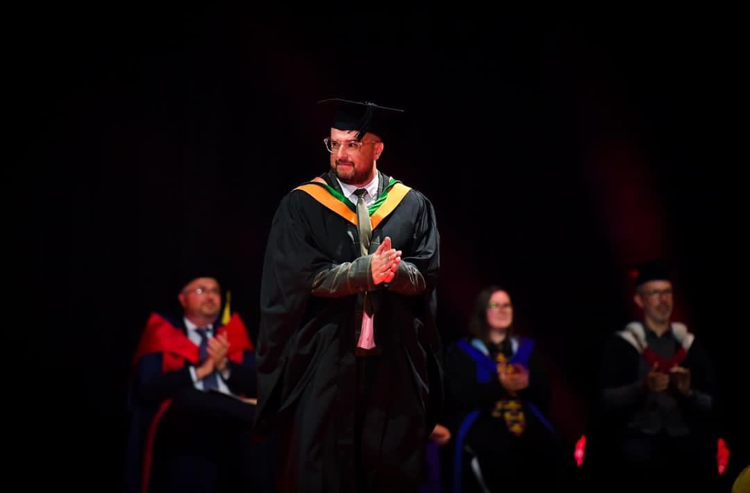 SixOfClubsProd's tweet photo. Graduated @dmuleicester today, first class honours 👨‍🎓 https://t.co/Cw9HT0jwVa