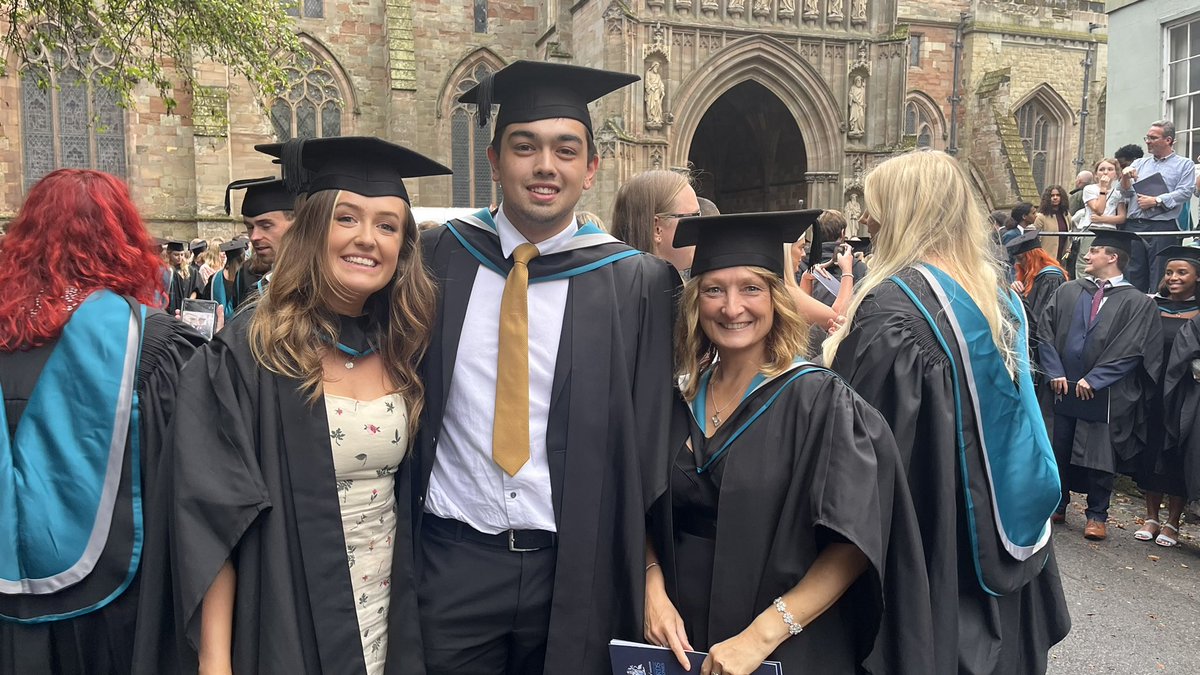 Celebrating an amazing <a href="/UWPGSEC/">University of Worcester - PGCE Secondary course</a> year with wonderful people! Officially teachers! 🎓
