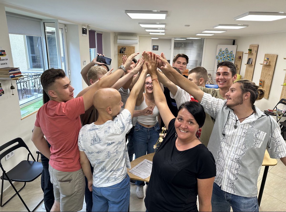 HackTUES X & TUES Fest 24 tweet media