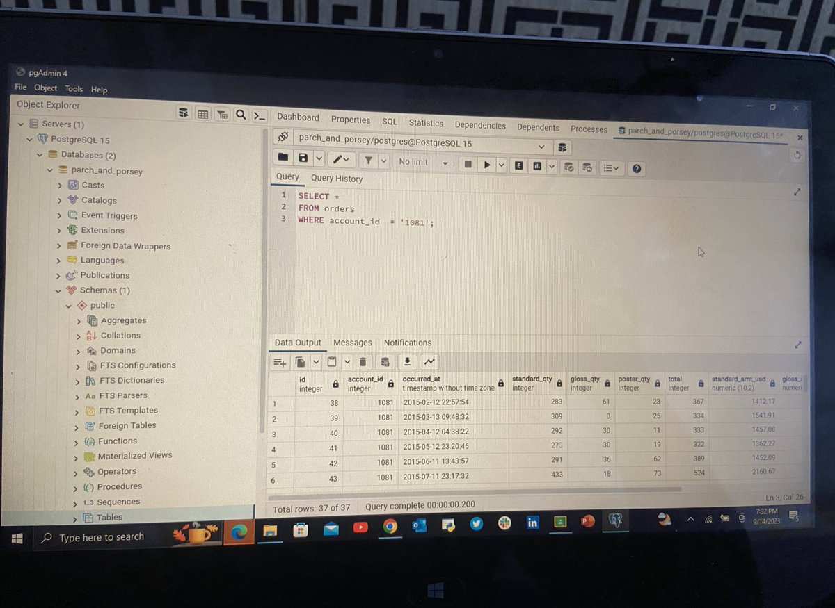 Abefe0's tweet photo. DAY 12 - FILTERING DATA
#20dayswithdata #hertechtrailacademy #HTTDatachallenge #SQLFiltering #DataQuerying
The Query successfully retrieved orders made by the customer with account ID 1081 from parch and porsey schema database. https://t.co/9Iu2qt9F4h