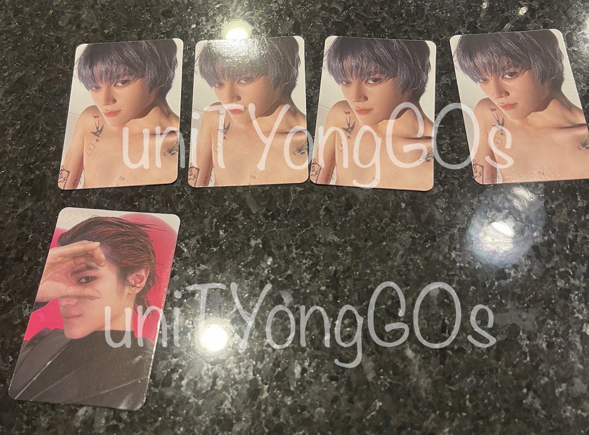 uniTYongGOs's tweet photo. #uyupdates here are the random mumo pulls + the pulls for the mumo Thorn, Collector, & Archive version albums! Digipack pc sorting will be separate, it was in a different box https://t.co/N4QYI1FpNs
