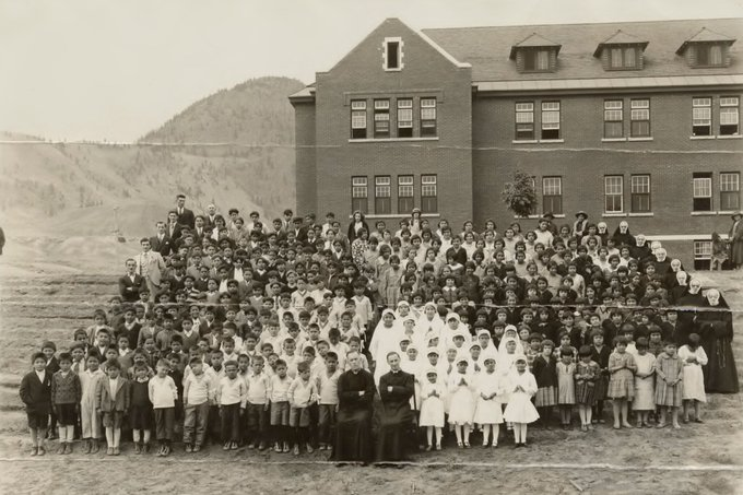 Martyupnorth's tweet photo. For all you woke idiots who think schools know better than parents what's good for children, I need to remind you that's exactly how previous governments justified the Residential School system.

#LeaveOurKidsAlone https://t.co/fg5Nrufo2s
