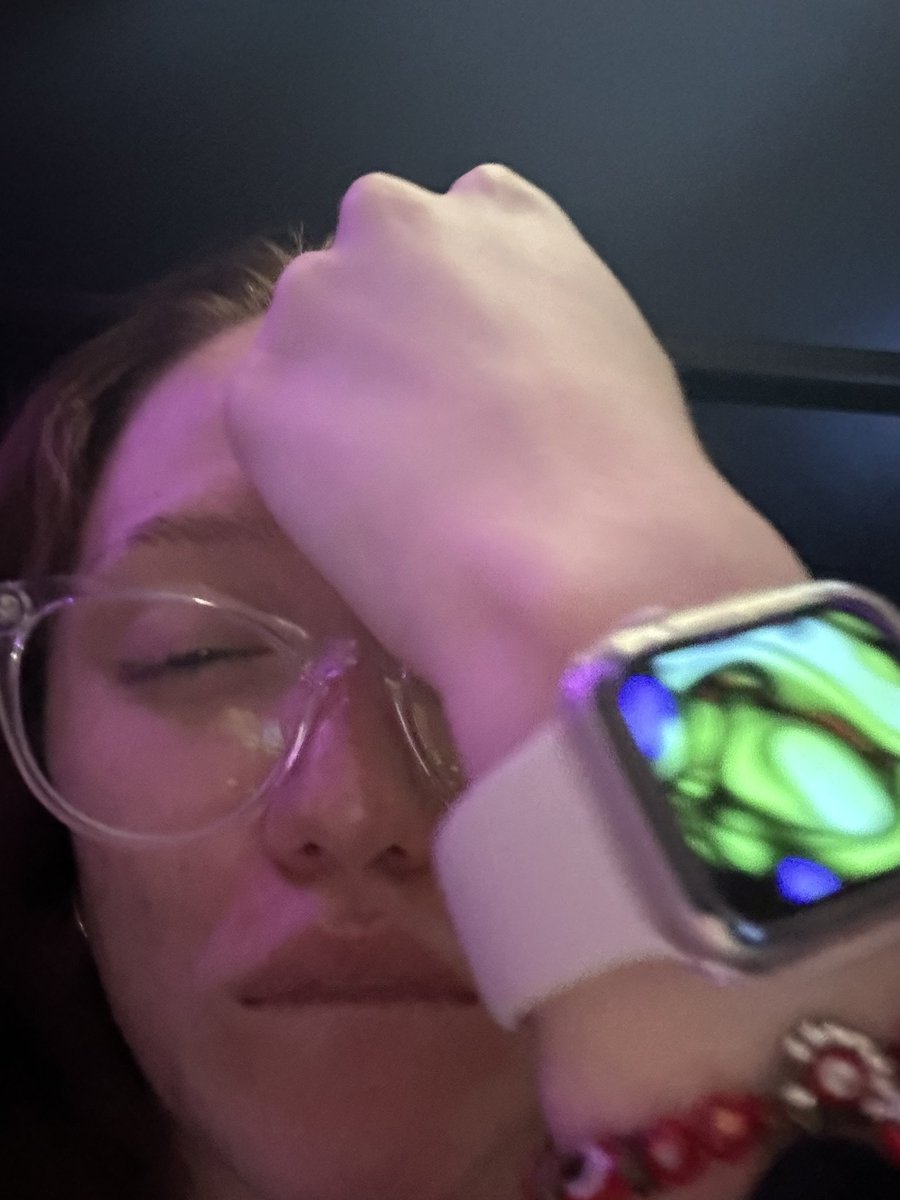 gagamilkies's tweet image. 