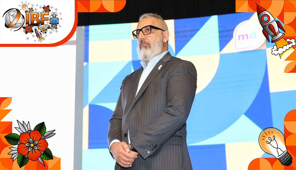 Coparmex's tweet photo. 🔵 #IBF2023 | ¿Sabías que la implementación de Data e Inteligencia Artificial puede impulsar el éxito sostenible de tu negocio en el futuro? 🤖💻📈
En la Conferencia Magistral impartida por @oarab de @HuaweiLatam exploramos cómo las tecnologías exponenciales impulsan el camino hacia la transformación digital y el crecimiento empresarial. #FIIE2023 @FIIE_Coparmex