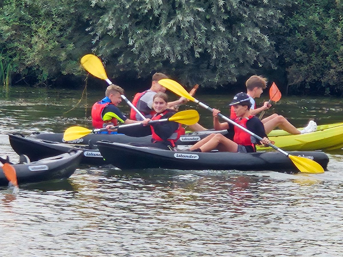 233 (Pershore) Sqn tweet media