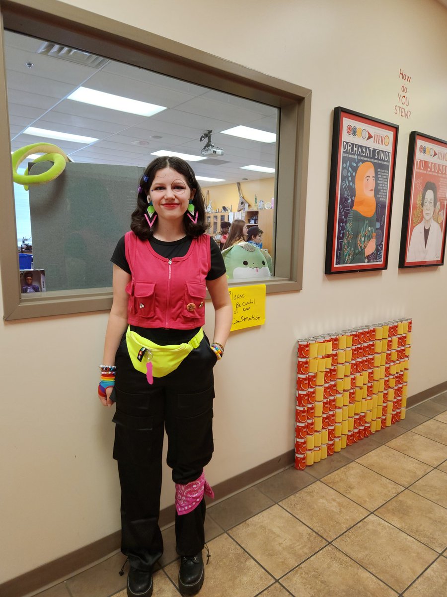 JenniferMarti26's tweet image. It is Barbie morning @iwaredknights #STEMrobotics Homeroom Homecoming
These @barbiethemovie are #STRONG and can do it !🐍🦾
💪💪💪