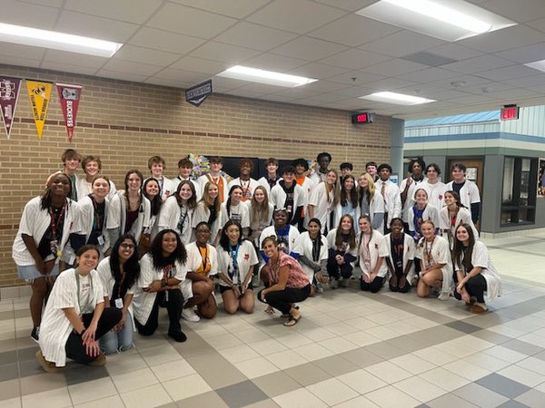 MNHS PALS🧡💙 tweet media