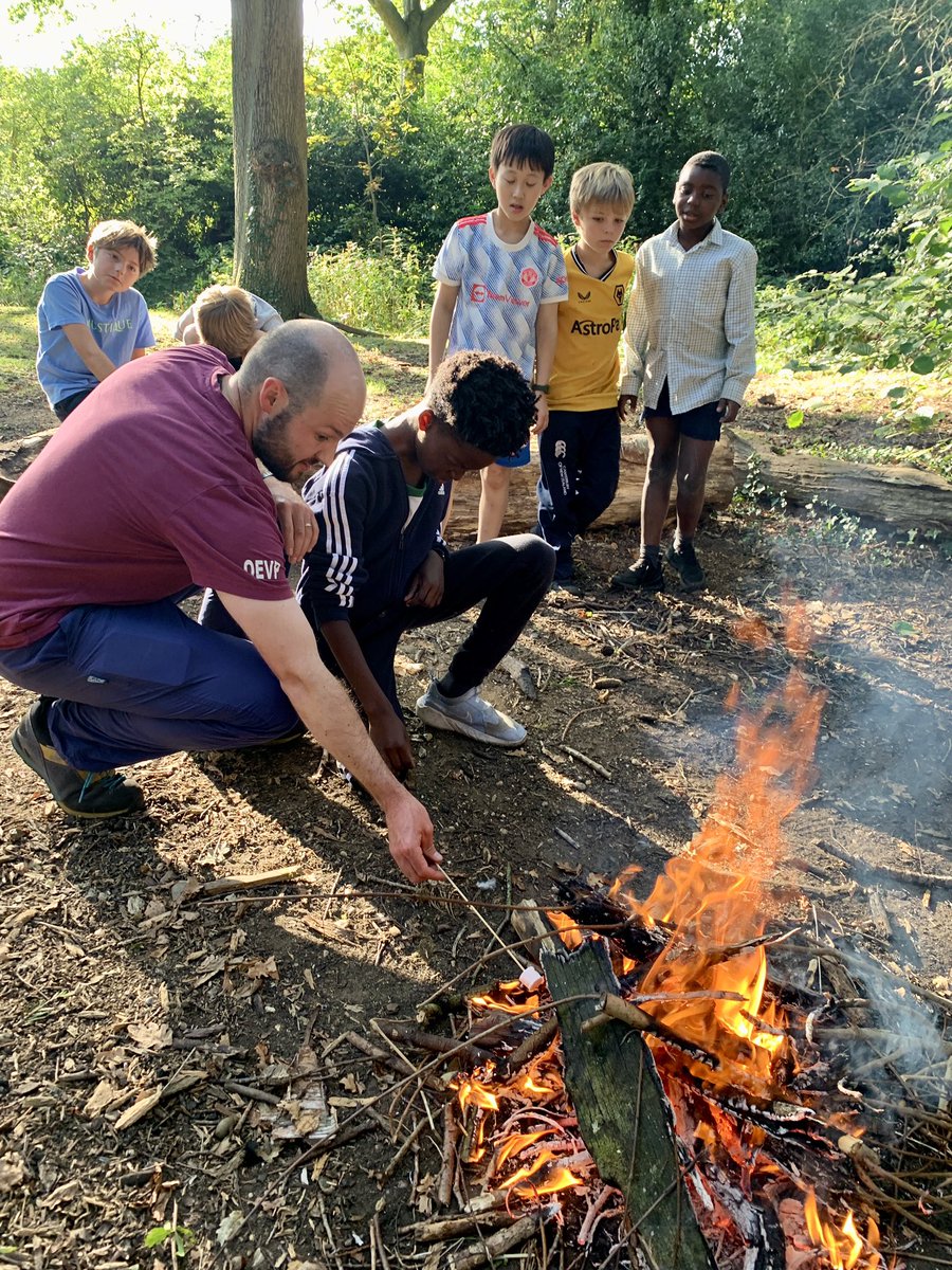 _Ludgrove's tweet photo. Learning to start a fire using a flint and steel and then toasting marshmallows on the embersโฆ is it any wonder the Outdoor Skills Club in the woods @_Ludgrove is one of the most popular Thursday Activities? ๐ฅ#fire #flintandsteel #toastingmarshmallows #outdoorskills #inthewoods https://t.co/dvak5ZxgqE