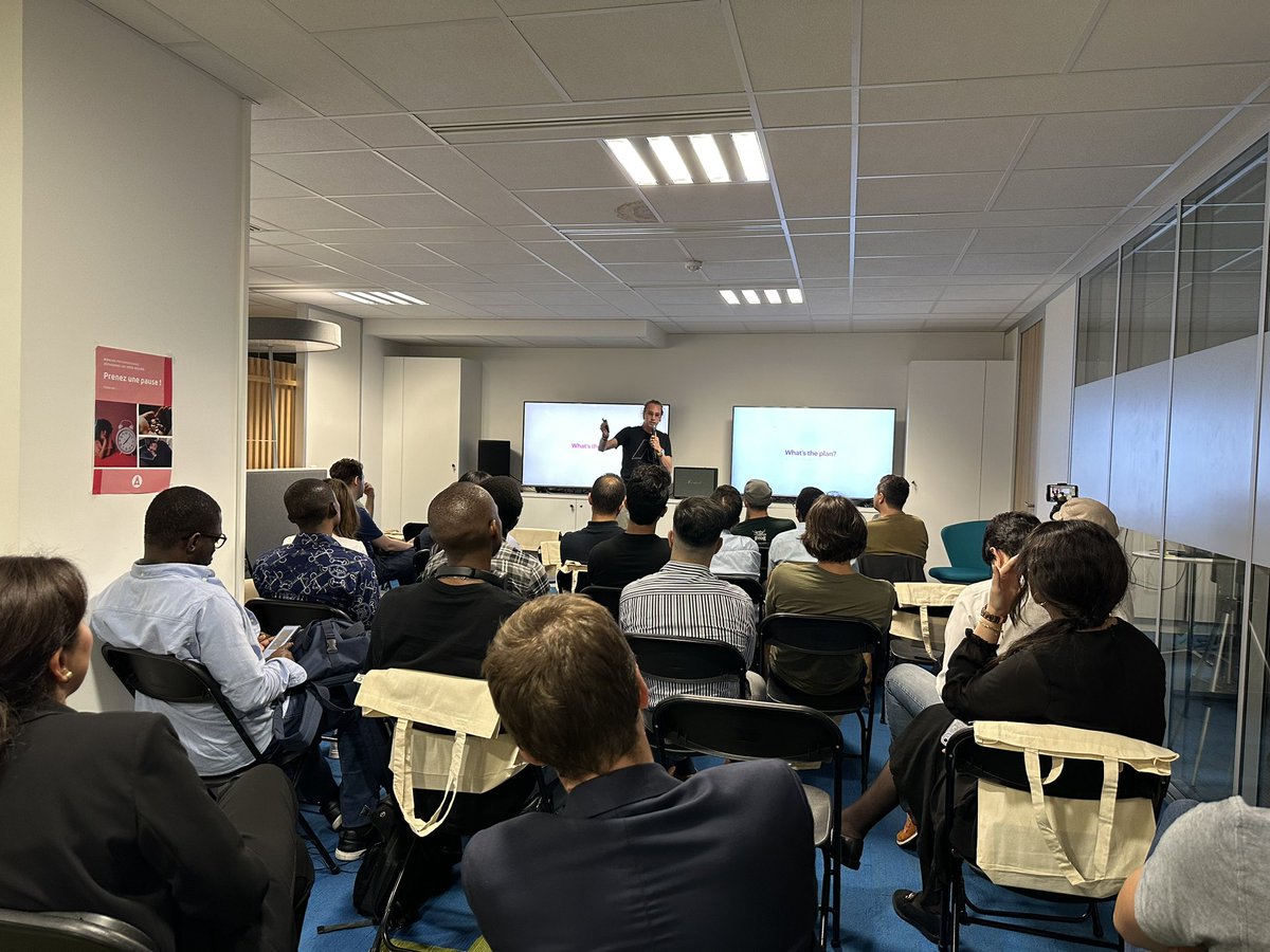 It was a great meetup with <a href="/ElianCodes/">Elian</a> by <a href="/QwikDevParis/">Qwik - Paris</a> 
Thanks to <a href="/AdservioFr/">Adservio</a> for being our sponsor.
<a href="/QwikDev/">Qwik</a> <a href="/jcfauchet/">Jean-Charles FAUCHET</a> <a href="/aboudard/">🦄 🅰️lain Boudard 🇫🇷 ⚜️</a> 
#front #javascript #qwik