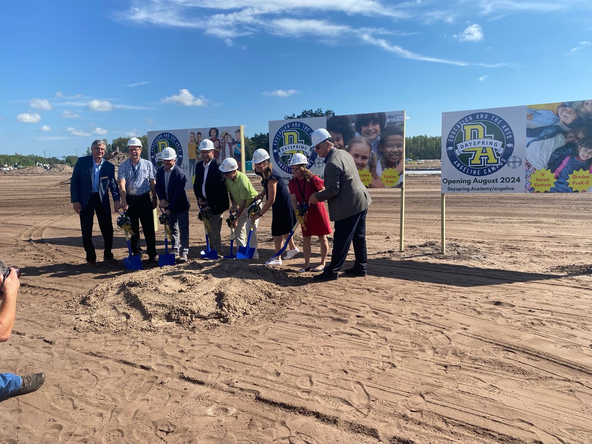 CreativeContInc's tweet image. It was a perfect day for the groundbreaking ceremony at the new Dayspring Angeline campus in Land O' Lakes! The new elementary school is now under construction and is slated for completion in 2024.

#creativelybuilt #buildingforeducation #pascoschools #DayspringAngeline