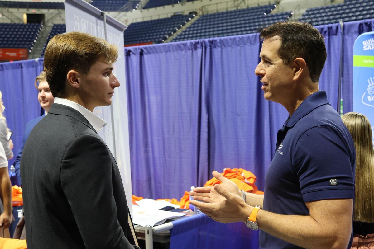 Thank you to all who attended today's @UFRinkerSchool Career Fair. We are proud of the fact that the Rinker School has 100% job placement. That is a great #RinkerLegacy.  #OneDCP