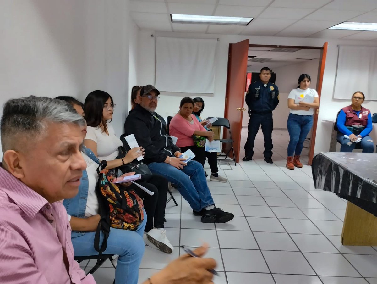 AO_CasaDeGob's tweet photo. ¡Ya era hora de unirnos para fortalecer la seguridad en nuestra comunidad! 💪✨
En las #AsambleasDeSeguridad compartimos información valiosa, consejos de seguridad y estrategias efectivas para mantenernos protegidos y prevenir situaciones de riesgo.
#SectorSantaFe https://t.co/GeaCfzWD5n