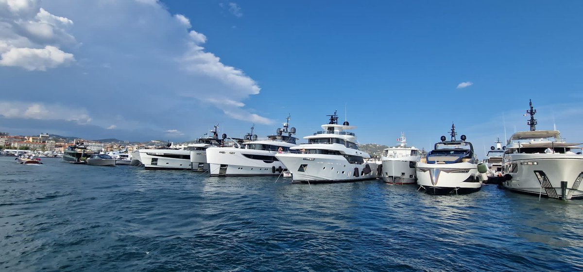 #CannesYachtingFestival si riparte più carichi di sempre! Tantissimi incontri positivi con #PortofinoMarineServices 🚀

#AlexBarone #yachextension #vipisland #yacht #summer #france