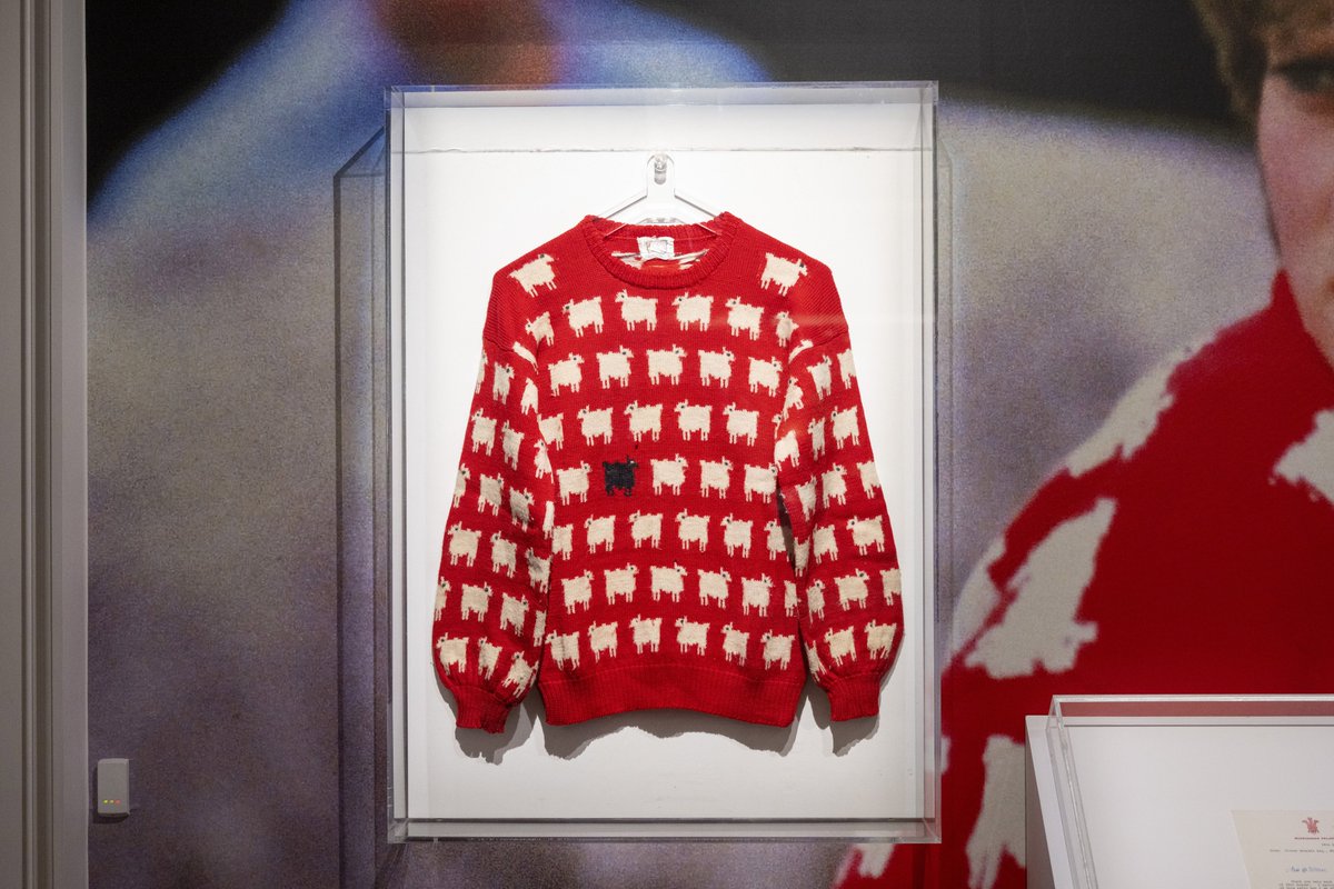 👑 Princess Diana's 'iconic' sheep jumper has sold for $1.1million at an auction.

The ‘frenzied’ 44-bid sale in New York set a new record for any item from the late Princess’s wardrobe and for the most valuable sweater ever sold at auction. 

“We are in complete shock, it’s a
