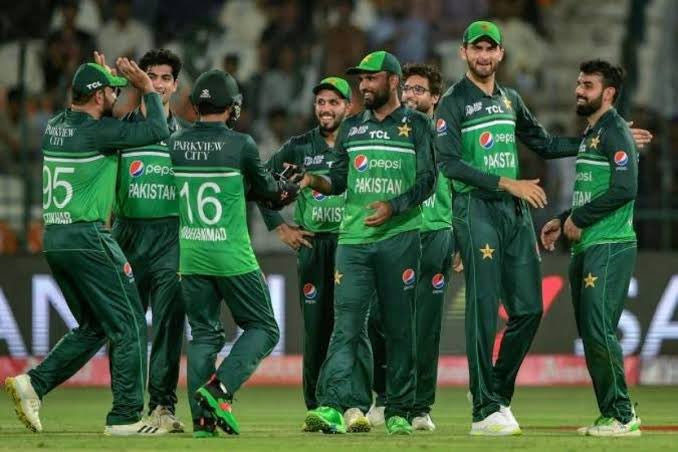 saltafa's tweet photo. Aisay haar ke dukh bhi nahi hota.
Well played boys. So proud of you❤️

Lessons to learn for the worldcup, better to have learnt them not than then. https://t.co/IcwoFGnJmd