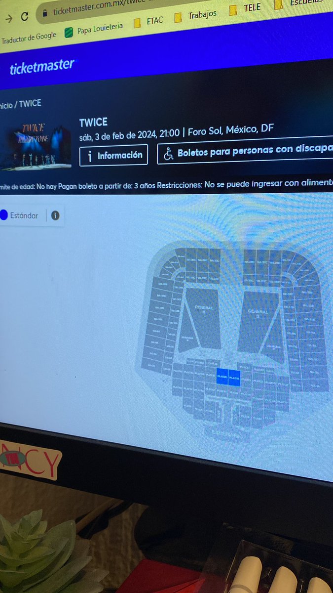 CuambaFernanda's tweet photo. A 20 min de venta general de Twice y solo salen los boletos de platino y no queriendo en general😭😭 https://t.co/StixzVI6tn