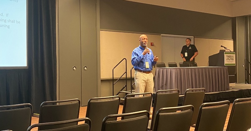 CortevaVegMgmt's tweet photo. Great presentation yesterday by Darrell Russell, @CortevaVegMgmt market development specialist and Matt Goff, @GeorgiaPower vegetation manager, at #TreesAndUtilities! ๐
For year-round info on #vegetationmanagement best practices, sign up for our Vistasยฎ newsletter.