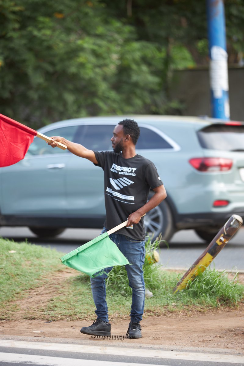 AugustusImpactM's tweet photo. Let’s keep pushing for safer streets – drivers, please respect zebra crossings and prioritize pedestrians. 🚶‍♂️🚗 #RoadSafety #RespectZebraCrossing https://t.co/adS3dQvyZf