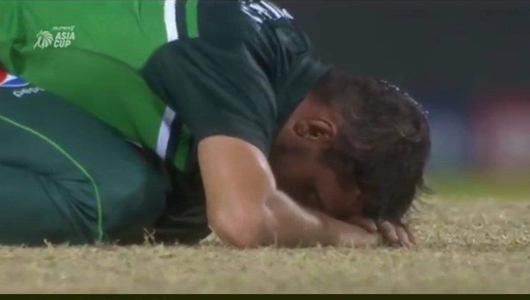 کوئی بات نہیں، زمان خان تم ہیرو ہو ❤️

#AsiaCup2023 #ZamanKhan #SLvsPak #PakistanCricket