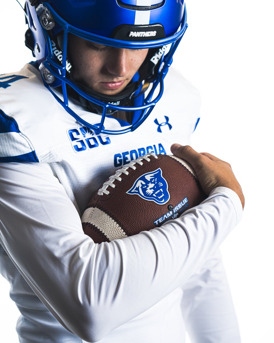 GeorgiaStateFB's tweet photo. 𝘽𝙪𝙨𝙞𝙣𝙚𝙨𝙨 𝘼𝙩𝙩𝙞𝙧𝙚 👔

#LightItBlue | #BeatCharlotte https://t.co/un7k2tJ9zm
