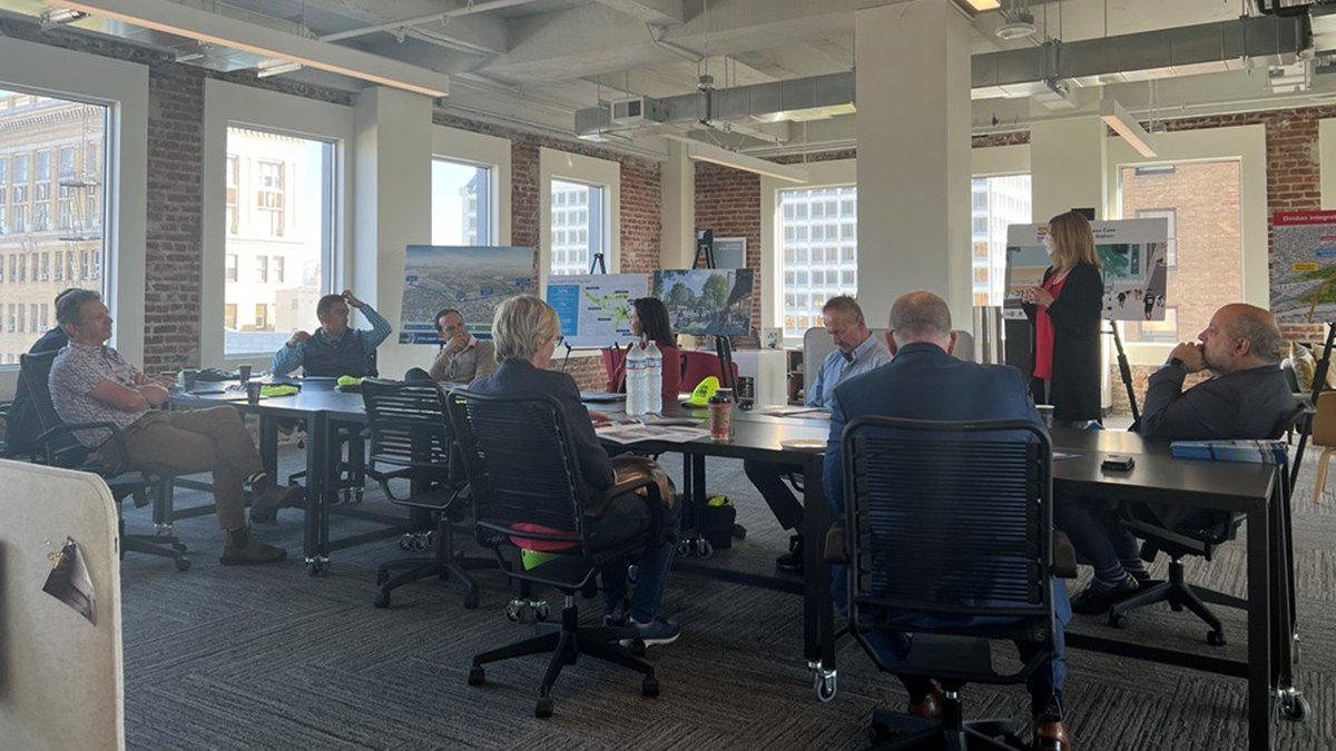 vtabsv2's tweet image. VTA was thrilled to engage with regional MTC staff on a tour of VTA’s BSVII Project today. Special thanks to City of San José Mayor and Staff, VTA Leadership, and MTC Commissioners on this successful showcase of the importance of funding our Project. #scvta #vtabsvii #vtabsv2