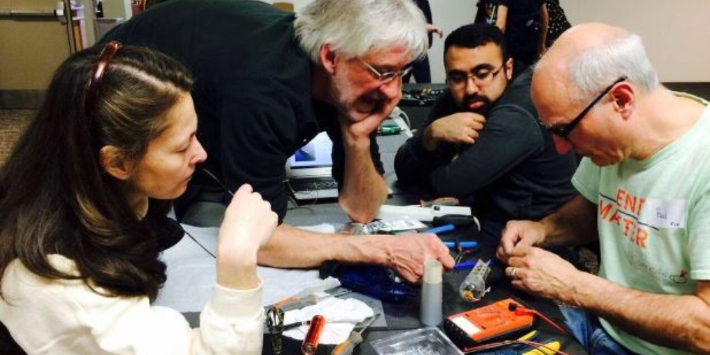 Calling all Fixers! 
We are looking for Fixers for our upcoming Repair Cafe to repair computers, electronics, small appliances, jewelry, clothing, books, and more. Please register here:
ow.ly/TA0k50PLFSq

The Repair Cafe is run in partnership with <a href="/mssnzero/">Sheridan Mission Zero</a> &amp; <a href="/FixitClinic/">Fixit Clinic</a>.