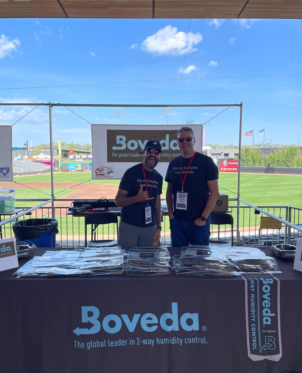 BovedaInc's tweet photo. If you find yourself at @cigarsnbaseball make sure you come by and say "what's up"!
We're here ready to talk cigars, baseball, and of course humidity control!
#CigarHumidity #CigarPerfection #CigarAficionados #CigarLife https://t.co/4u5Ab2aPhO