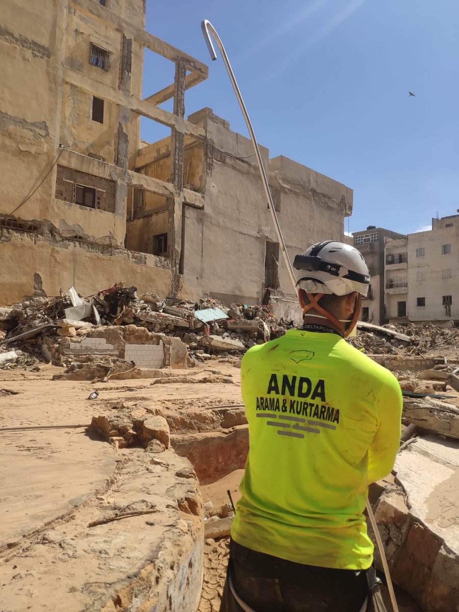 andaAke's tweet photo. 🇱🇾🇹🇷 #ANDAYanında

Arama-Kurtarma çalışmaları için #Libya ’da bulunan ekibimiz bölgedeki çalışmalarına devam ediyor.

#andaaramakurtarma https://t.co/G7sBOjUSPr