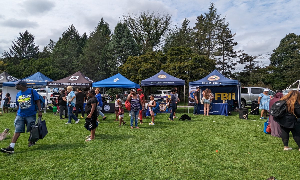 We had a blast at the @inc_partnership Unite the City event last weekend! Thanks to everyone who played #FBI trivia with us. Special s/o to the students from @ualbany @PADUAlbany who came over to chat! Head over to our new Facebook page for more photos: ow.ly/p3V850PLFOY