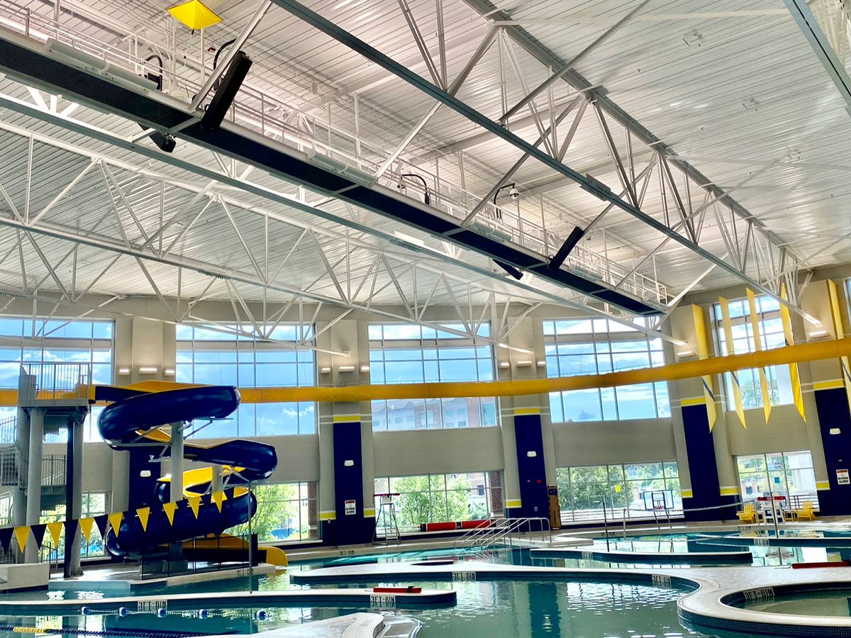 danleysoundlabs's tweet image. Overcoming challenges of high ceilings, moisture, and noise, UT Chattanooga's Aquatic Center now boasts 4 Danley SBH20LF loudspeakers 🔊🏊‍♂️

#danleysoundlabs #experiencedanley #loudspeakers #SBH20