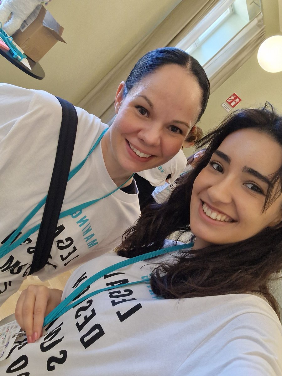 IsmayilzadaAysu's tweet photo. #LDS2023 #LegalDesignSummit #volunteering https://t.co/HLUp62UNTh