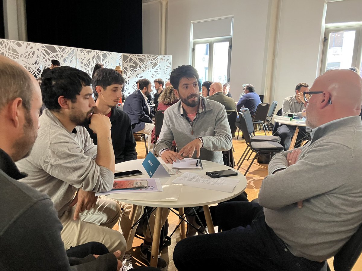 En plena ronda de incubacoop!