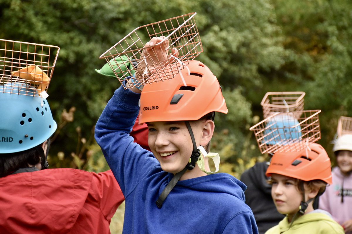 alcdsb's tweet photo. Intermediate classes from @alcdsb_jjon participated in a leadership and team building program at #TreeTopTrekking today. https://t.co/UNFKRJTjpa