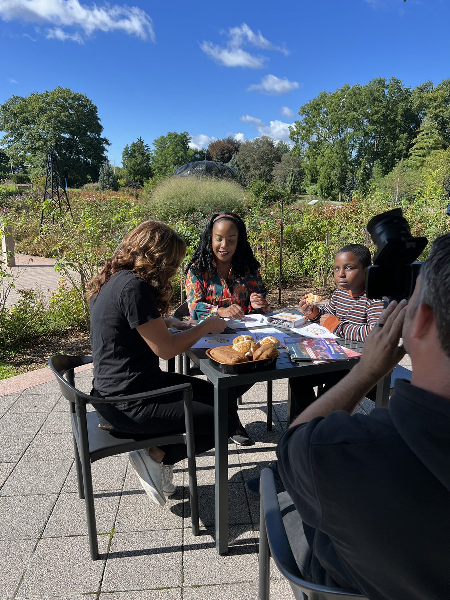 We had a great morning filming with <a href="/morninglive/">Morning Live</a> 

Tune in tomorrow morning to get a sneak peek from presenters 
✍️Christopher Steininger
✍️@kevinarts 
✍️<a href="/linhsnguyen/">Linh</a> 
✍️<a href="/Author_YTM/">Yolanda T. Marshall</a> 

Still time to register to join us this weekend 

tellingtales.org/festival-regis…