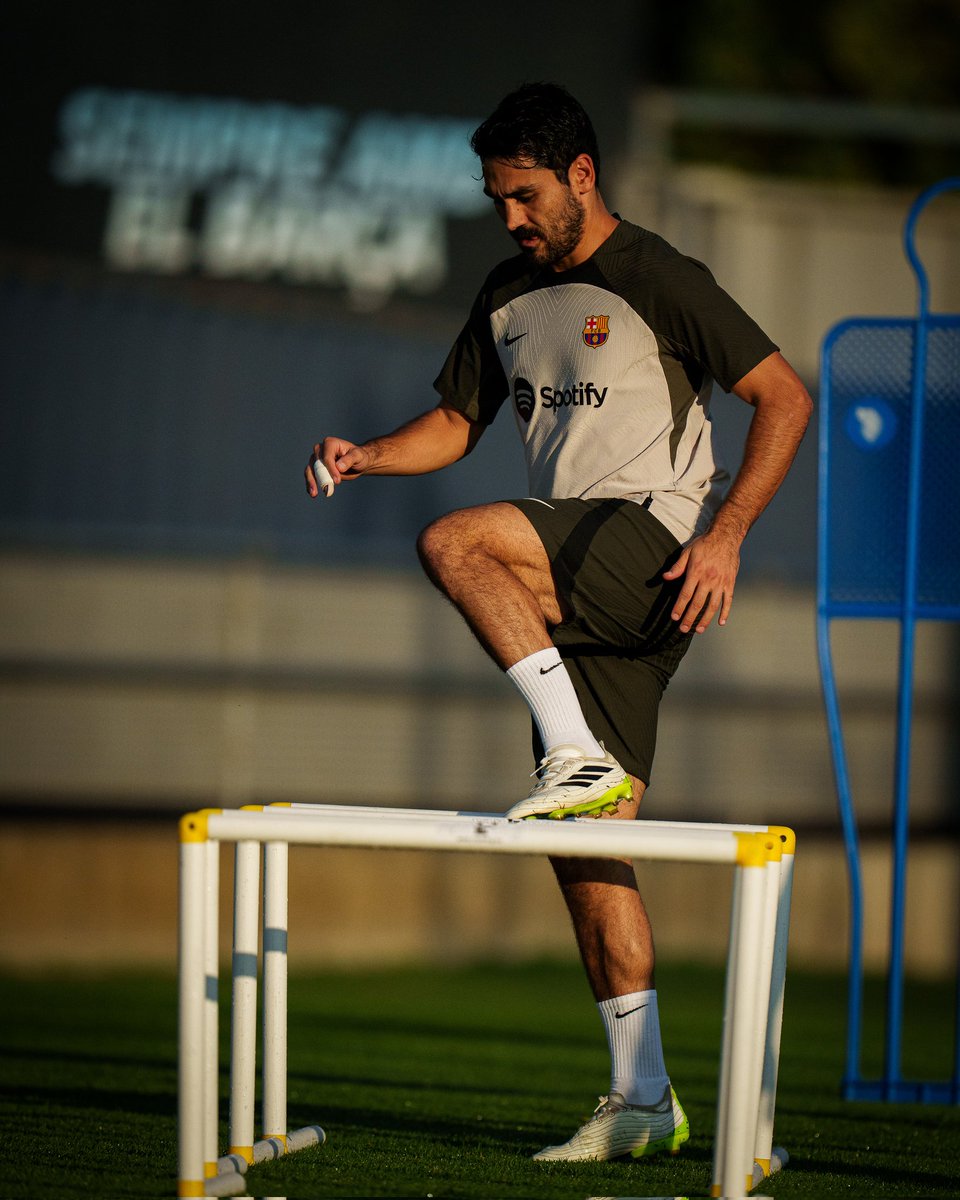 Back in training 💪🏼 @FCBarcelona